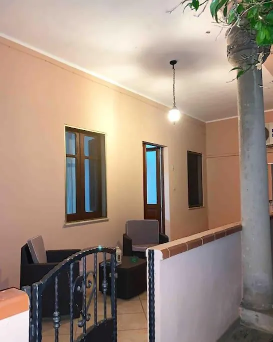 Apt Con Portico Privato Vicino Cagliari Airport Assemini Appartamento