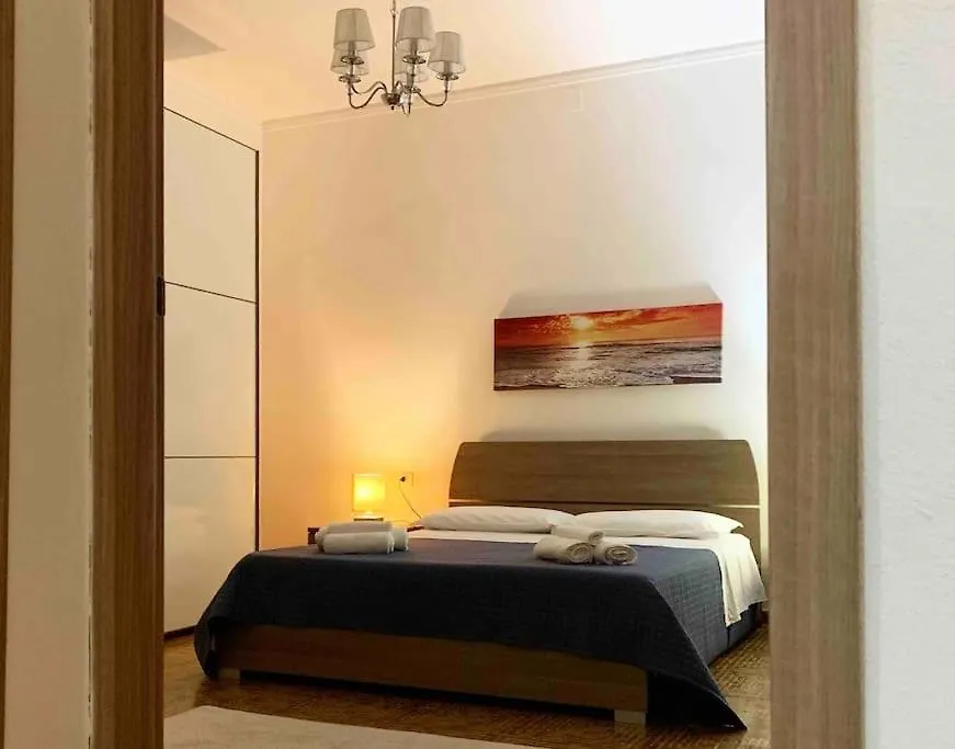 Appartamento Apt Con Portico Privato Vicino Cagliari Airport Assemini Italia